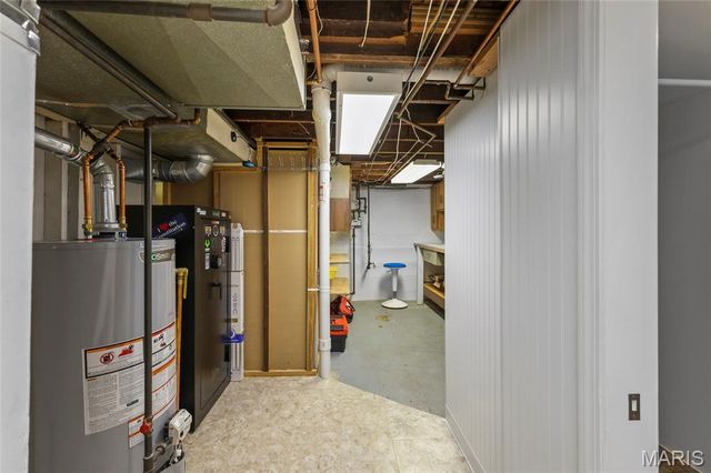 7062 Sutherland Avenue, St Louis, MO 63109