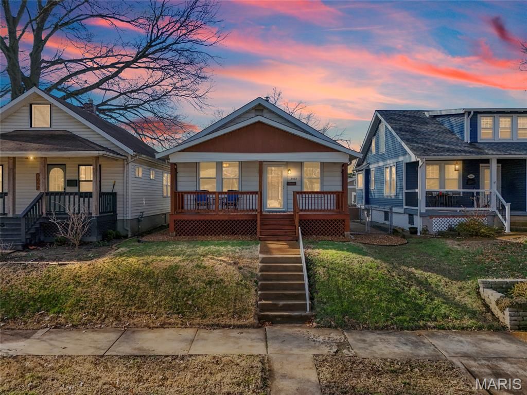 7062 Sutherland Avenue, St Louis, MO 63109
