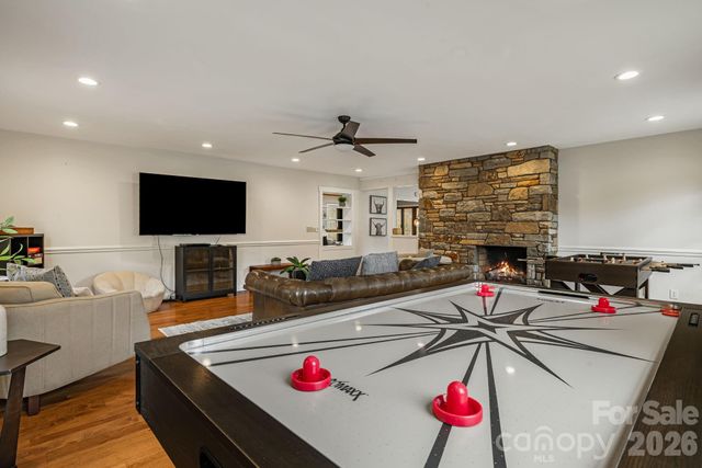 1236 Upper Brush Creek Road, Fairview, NC 28730