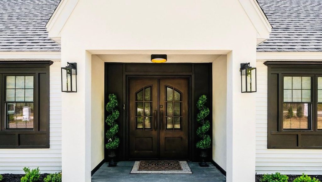 278 Stage Road, Nottingham, NH 03290