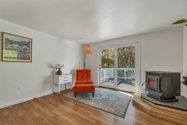 5 Ham Road, Raymond, NH 03077