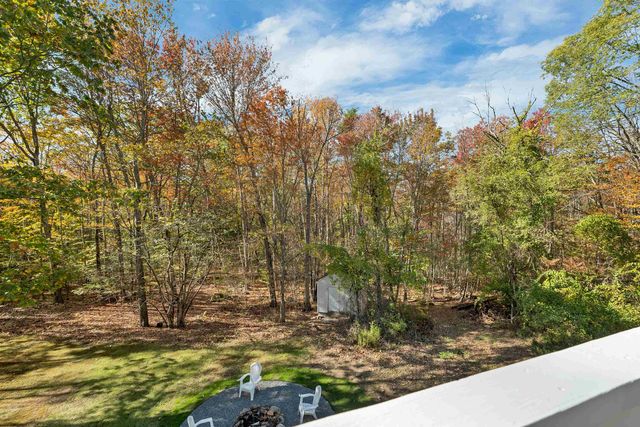 5 Ham Road, Raymond, NH 03077