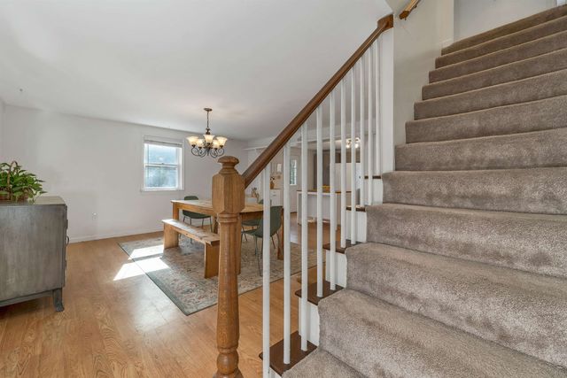 5 Ham Road, Raymond, NH 03077