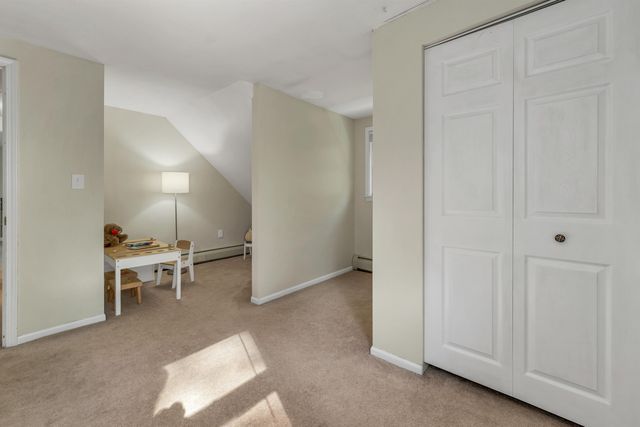 5 Ham Road, Raymond, NH 03077