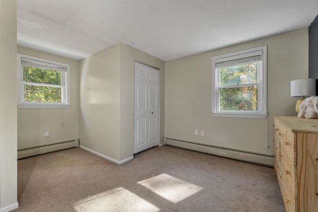 5 Ham Road, Raymond, NH 03077