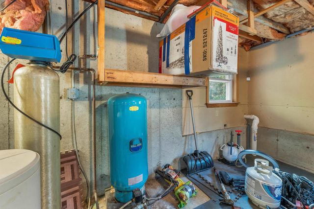 5 Ham Road, Raymond, NH 03077