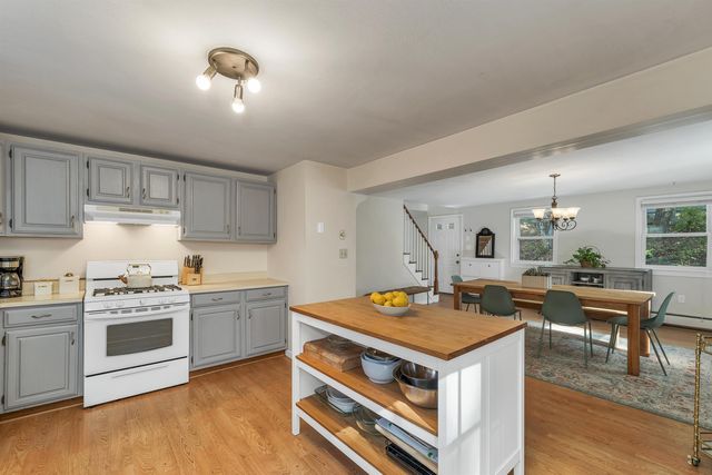 5 Ham Road, Raymond, NH 03077