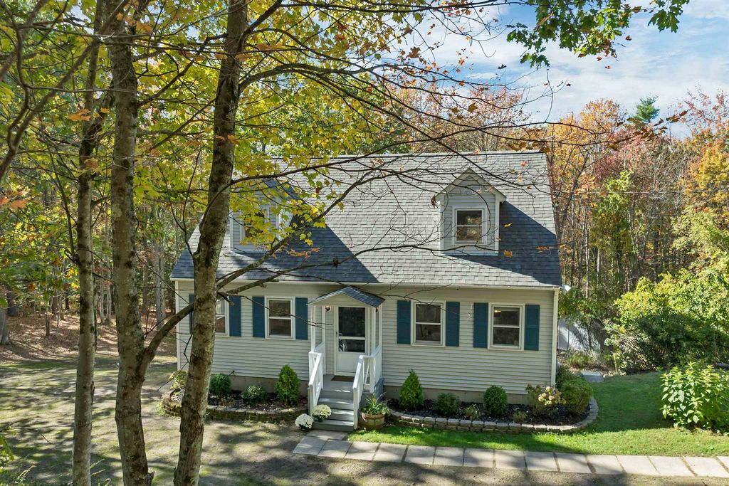 5 Ham Road, Raymond, NH 03077