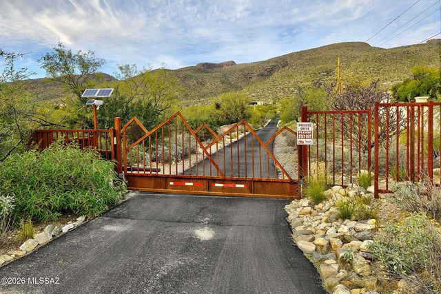 5405 N Houghton Road, Tucson, AZ 85749