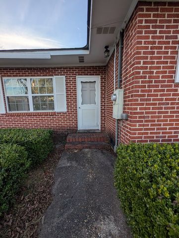 714 S Main St., Headland, AL 36345