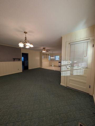 714 S Main St., Headland, AL 36345