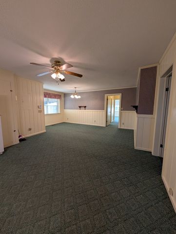 714 S Main St., Headland, AL 36345