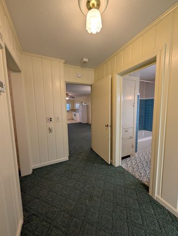 714 S Main St., Headland, AL 36345