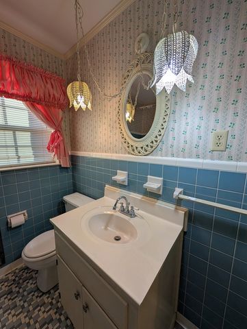 714 S Main St., Headland, AL 36345