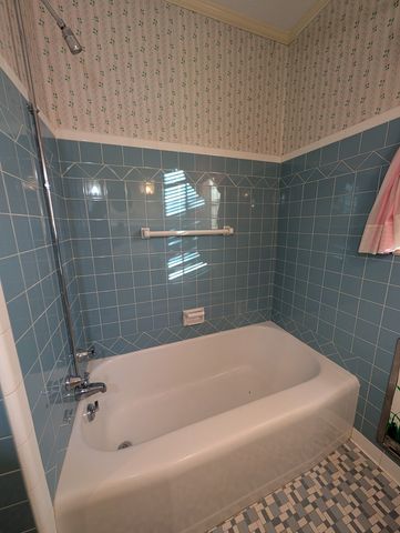 714 S Main St., Headland, AL 36345