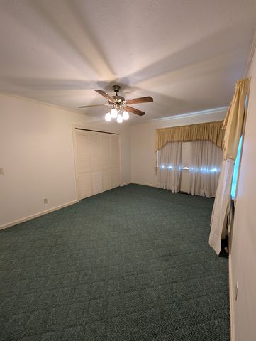 714 S Main St., Headland, AL 36345