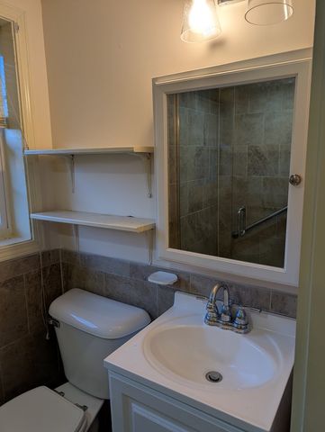 714 S Main St., Headland, AL 36345