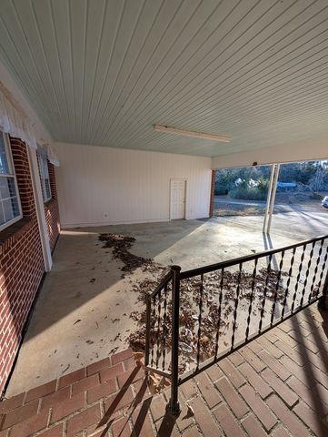 714 S Main St., Headland, AL 36345