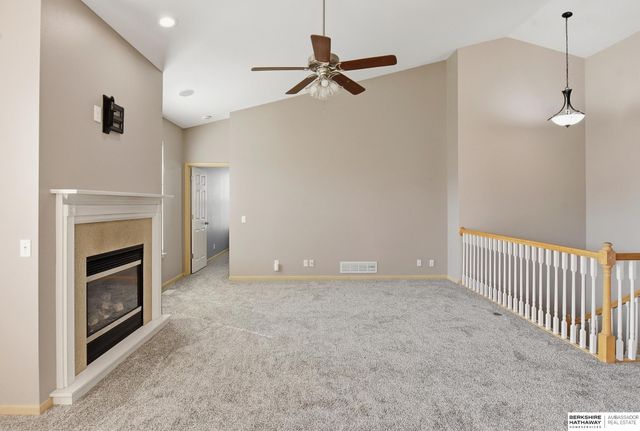 3811 S 190th Street, Omaha, NE 68130