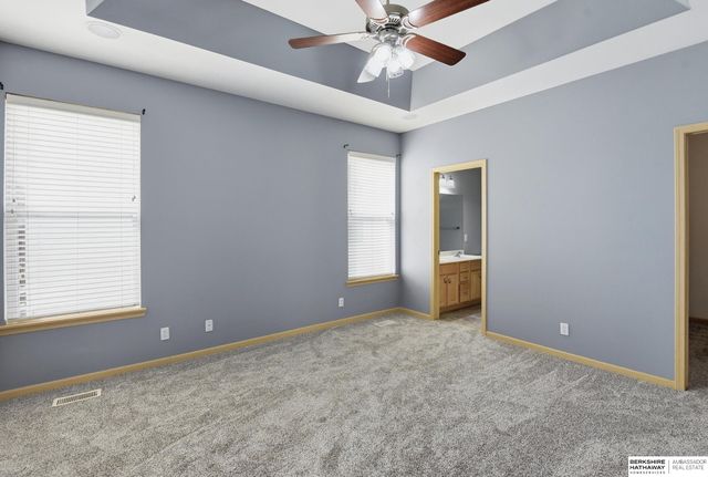 3811 S 190th Street, Omaha, NE 68130