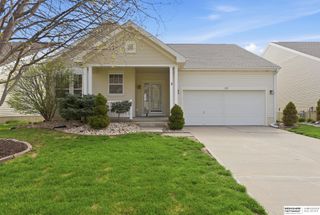 3811 S 190th Street, Omaha, NE 68130