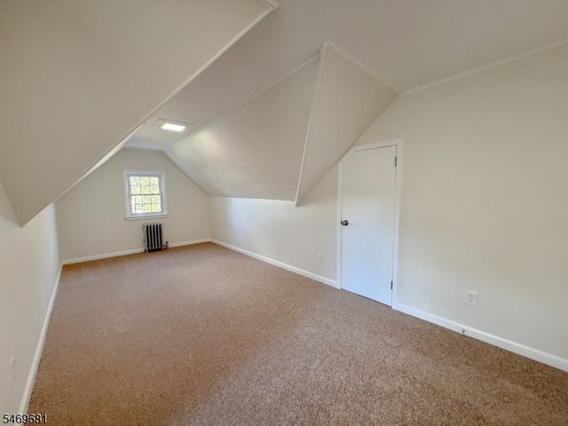 98 Troy Rd, East Hanover Twp., NJ 07936