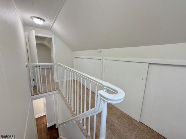 98 Troy Rd, East Hanover Twp., NJ 07936