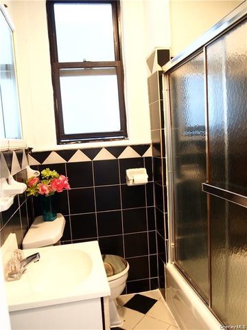 13827 91st Avenue, Jamaica, NY 11435