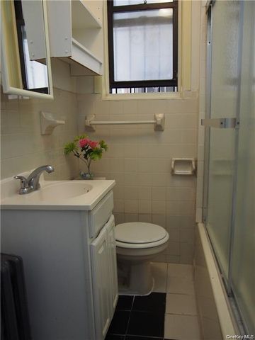 13827 91st Avenue, Jamaica, NY 11435