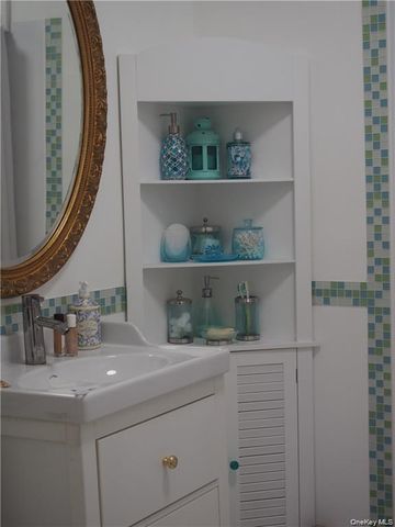 13827 91st Avenue, Jamaica, NY 11435