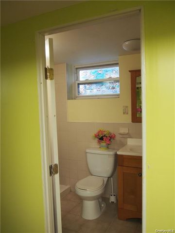 13827 91st Avenue, Jamaica, NY 11435