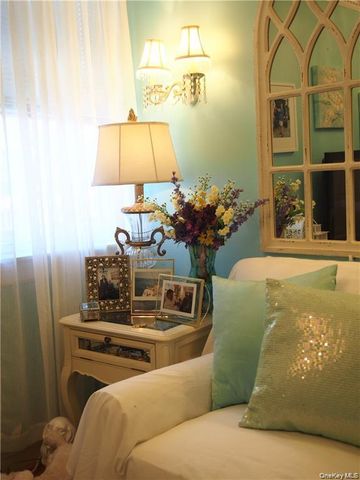 13827 91st Avenue, Jamaica, NY 11435