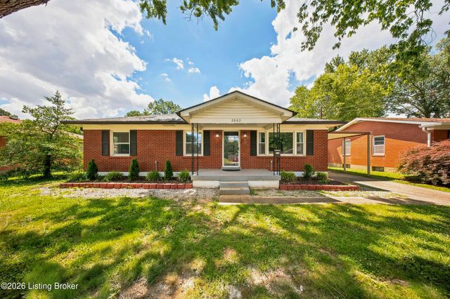 2002 Lynn Lea Rd, Louisville, KY 40216