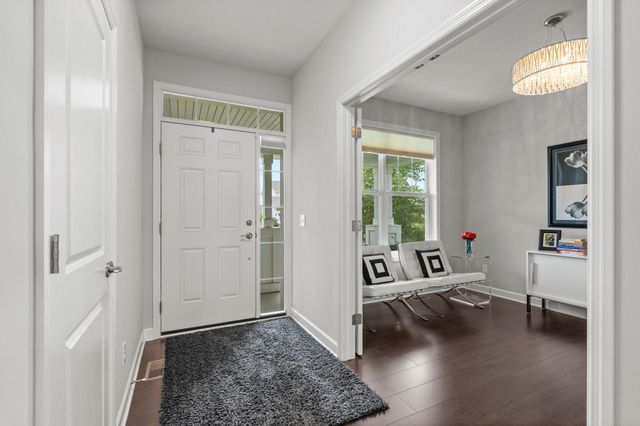 4313 Schilling Way, Woodbury, MN 55129