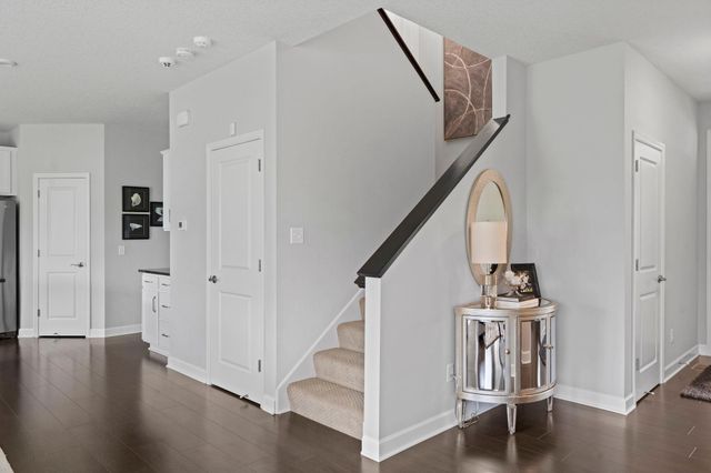 4313 Schilling Way, Woodbury, MN 55129