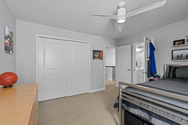 4313 Schilling Way, Woodbury, MN 55129