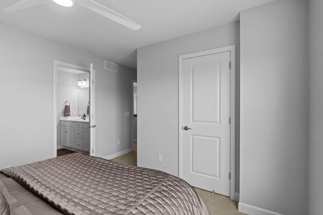 4313 Schilling Way, Woodbury, MN 55129