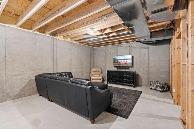 4313 Schilling Way, Woodbury, MN 55129