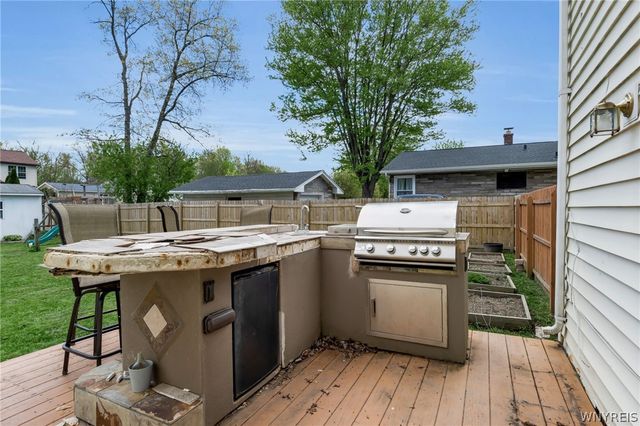 425 North Avenue, North Tonawanda, NY 14120