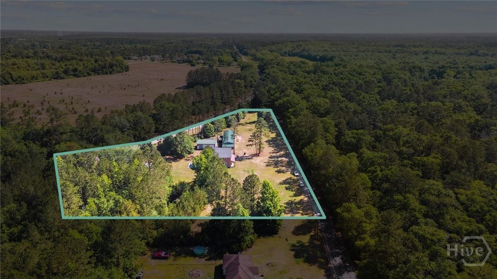Image 46 of property listing at 525 Elkins Cemetery Road, Guyton, GA 31312