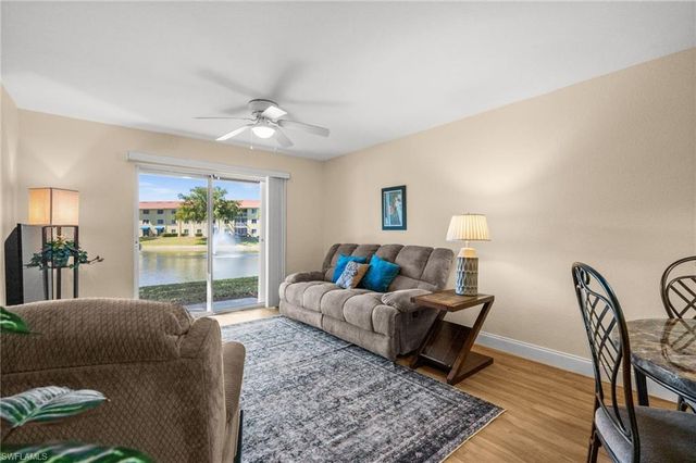 8264 Key Royal CIR 812, Naples, FL 34119