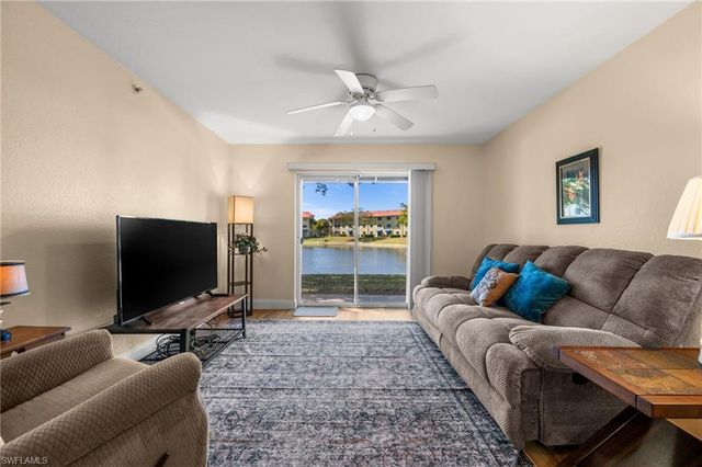 8264 Key Royal CIR 812, Naples, FL 34119