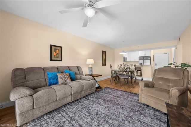 8264 Key Royal CIR 812, Naples, FL 34119