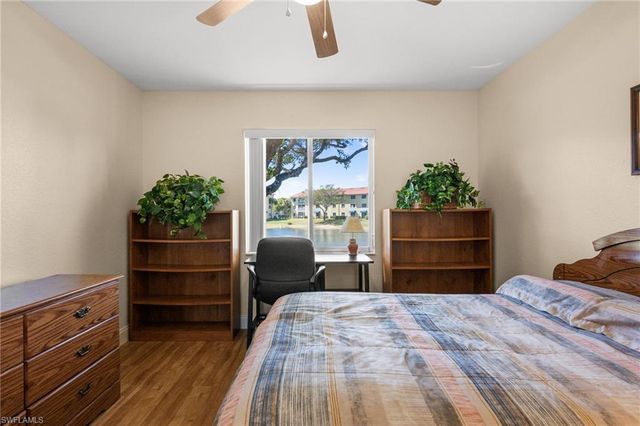 8264 Key Royal CIR 812, Naples, FL 34119