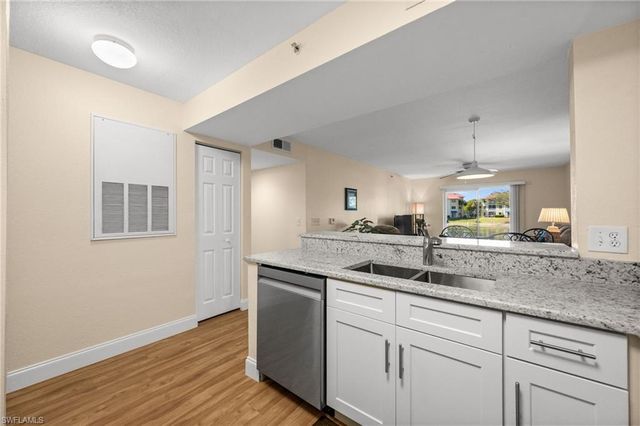 8264 Key Royal CIR 812, Naples, FL 34119