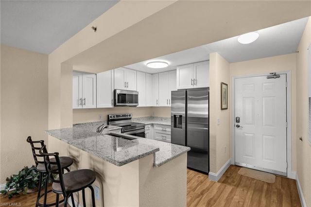 8264 Key Royal CIR 812, Naples, FL 34119