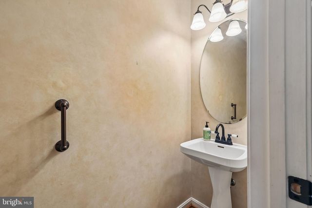 3435 ELSA AVE, Waldorf, MD 20603