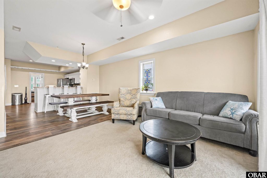 Image 11 of property listing at 1108 Cambridge Rd Unit 307-A, Kill Devil Hills, NC 27948