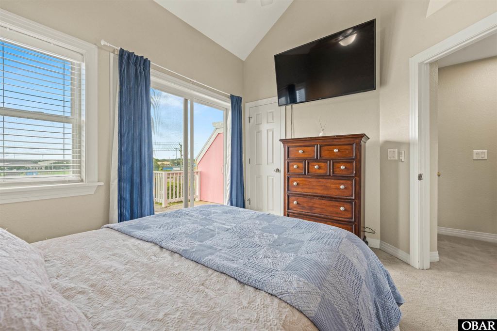 Image 25 of property listing at 1108 Cambridge Rd Unit 307-A, Kill Devil Hills, NC 27948