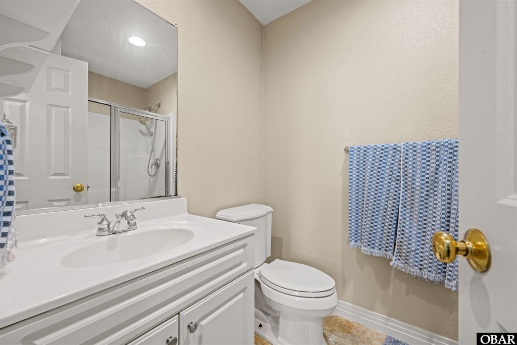 Image 30 of property listing at 1108 Cambridge Rd Unit 307-A, Kill Devil Hills, NC 27948